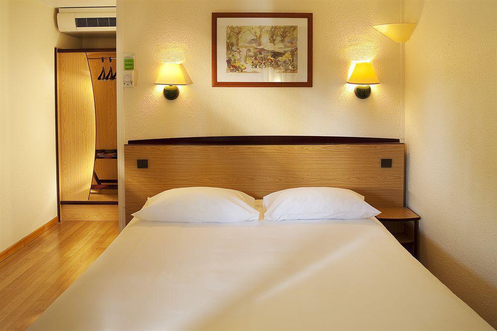 Campanile Hotel Auch Szoba fotó